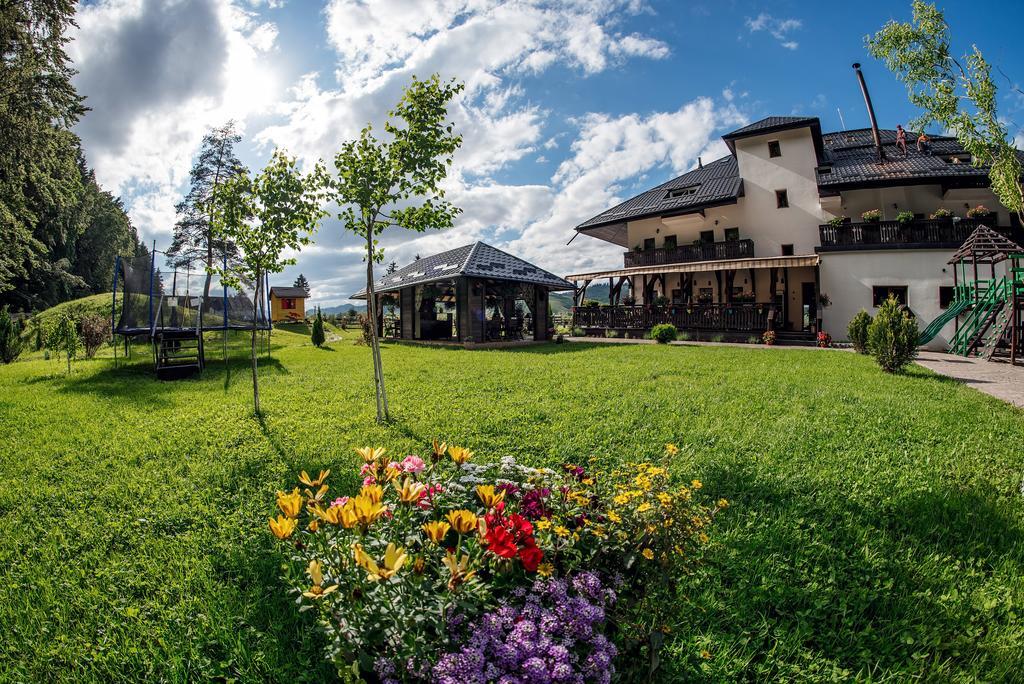 La Conac In Bucovina Hotel Gura Humorului Exterior foto
