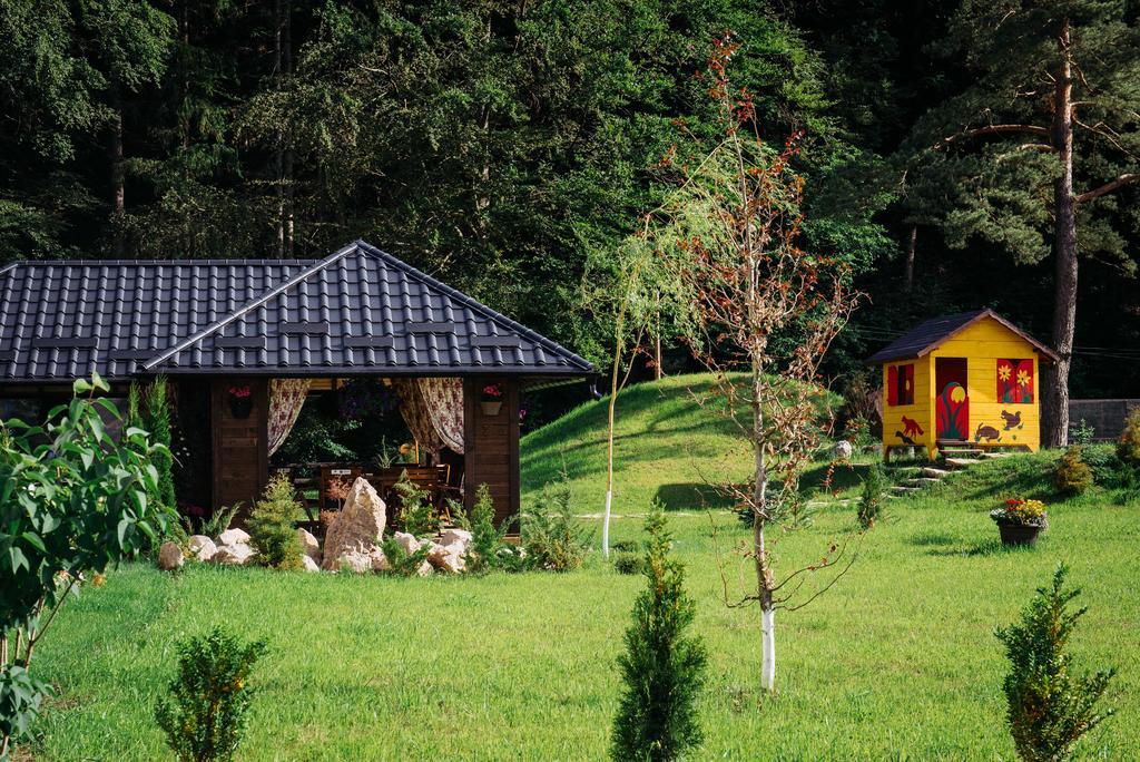 La Conac In Bucovina Hotel Gura Humorului Exterior foto