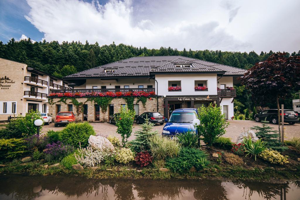 La Conac In Bucovina Hotel Gura Humorului Exterior foto